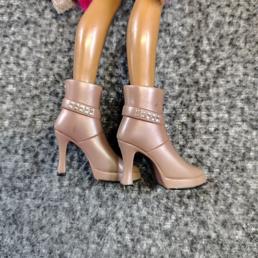 Bratz Y2K night out sasha